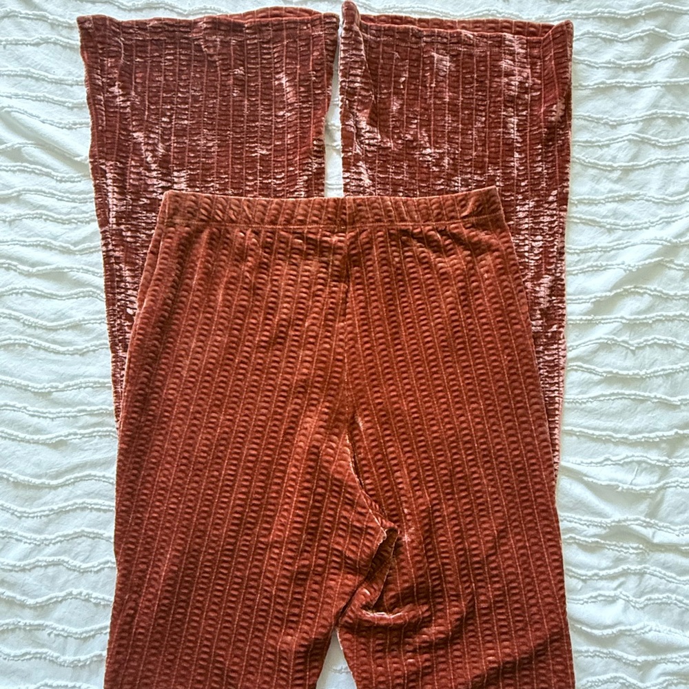 Topshop Rust Velvet Textured Flare Pants - Picture 3 of 5
